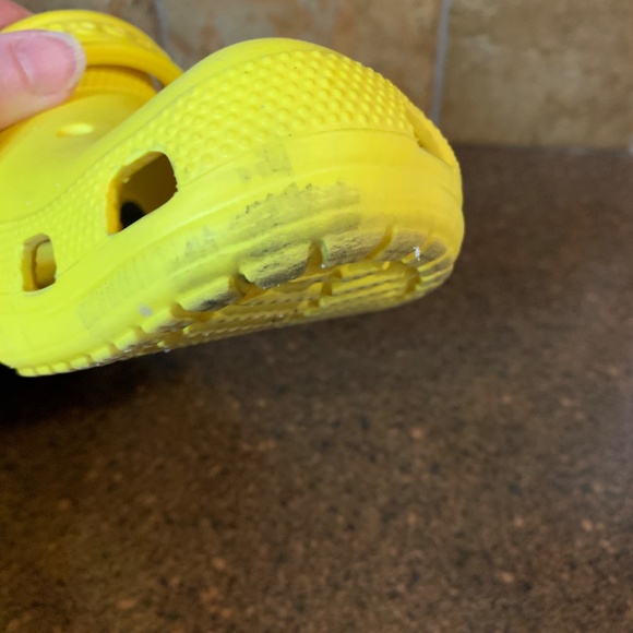 Used Yellow Crocs size Youth 4 or Women's 6 - Picture 8 of 9